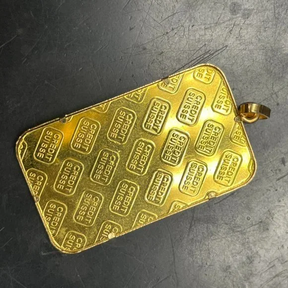 credit suisse pendant 24k gold
